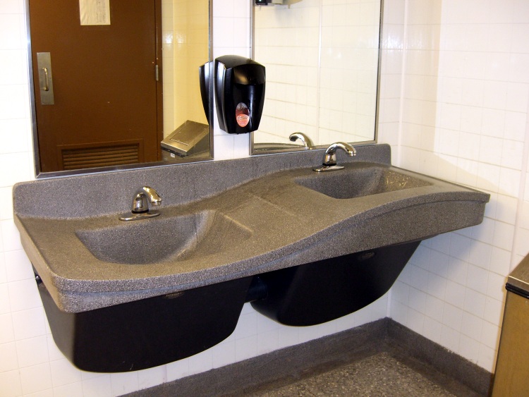 cimg2620-peculiar-sink