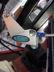 Grounding Wire on Desk Lamp
