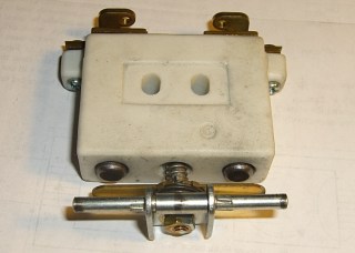 Rheostat speed control contacts