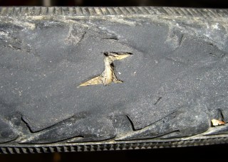 Tread gash - Schwalbe Marathon