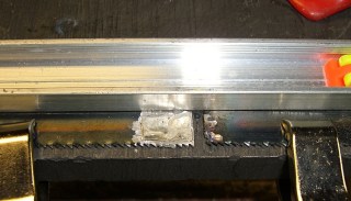 cimg3639 - Aligning and clamping blade ends Aligning and clamping blade ends