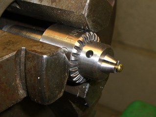 Chuck-in-chuck For Head Shaping