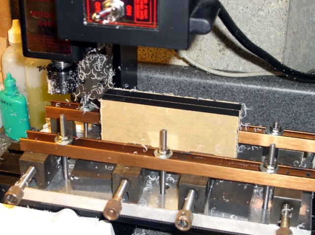 Flycutting end panels