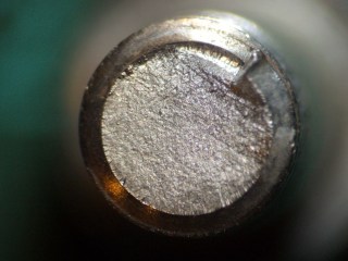 Screw fracture closeup