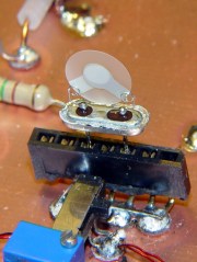 dsc00231 - Naked HCI-1800 18.0 MHz Crystal Naked HCI-1800 18.0 MHz Crystal