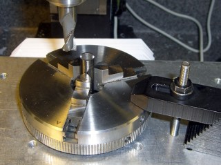 Milling pins in 3-jaw chuck