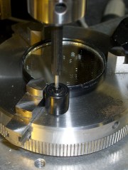 Gluing the mirror strut