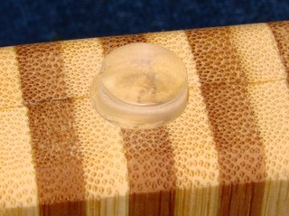 Silicone foot in cutting board