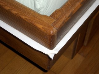 Isolated platform bed