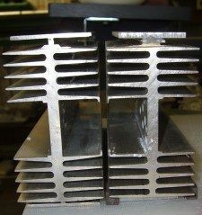 Heatsink mounting flanges