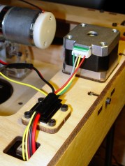 dsc00170 - Cable clamp atop body Cable clamp atop body