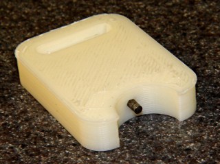 Locking pin holder - spindle end view