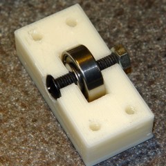 dsc00495 - Idler housing with recessed bolt Idler housing with recessed bolt