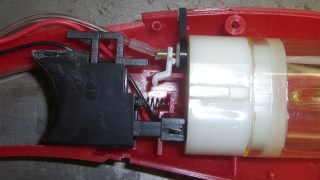 Grill igniter with sheared gas tube