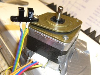 cimg5982 - Optical interrupter on stepper isolator bushing Optical interrupter on stepper isolator bushing