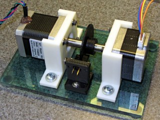 Dyno with sync wheel