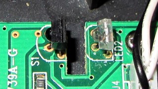 Scroll ring IR emitter-detector quadrature pair
