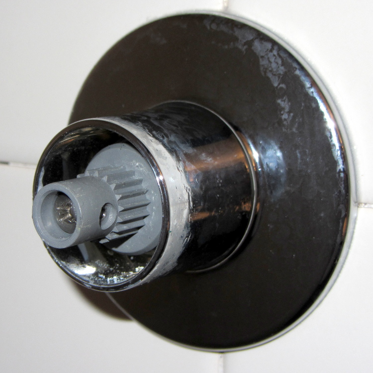 Shower faucet valve stem