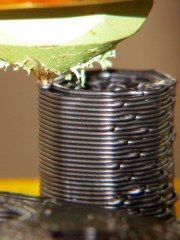 Strainer - knob perimeter thread