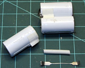 img_1021 - NiCd pack with thin-wire fuse NiCd pack with thin-wire fuse