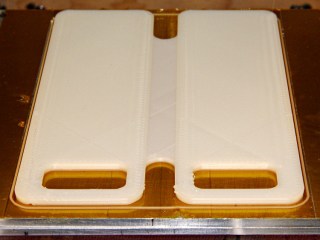 dsc00841 - Zire 71 protector - on build platform Zire 71 protector - on build platform