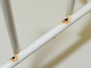 Dishwasher rack abrasion