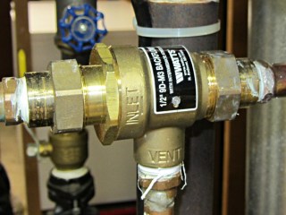 Watts 9D-M3 Backflow Preventer Valve