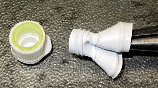 Colgate-Crest adapter - thread form