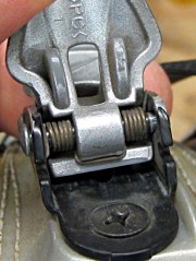 img_2357 - Cycling shoe latch - broken spring Cycling shoe latch - broken spring