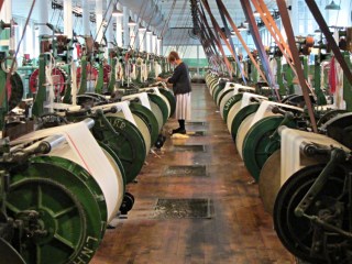 Boott Cotton Mill Museum - line detail