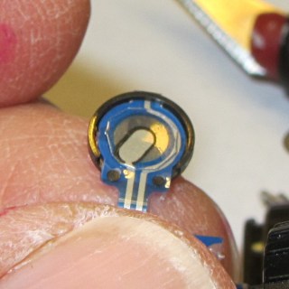 DSC-H5 Shutter Switch - cover removed