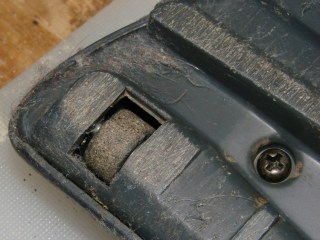 Samsung 9048 - worn roller - left