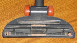 Samsung 9048 - repaired hard floor brush - bottom