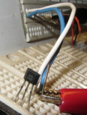 img_2629 - AH49E Hall effect sensor - breadboard AH49E Hall effect sensor - breadboard