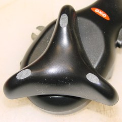 OXO Can Opener - knob flats