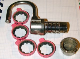 Master Combo Padlock - wheels off