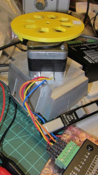 NEMA 17 Stepper on Heatsink