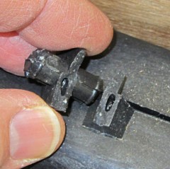 Fractured sawhorse top pin