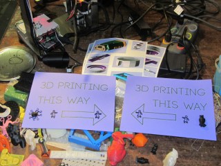 3D Printing This Way - with clutter