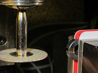Slitting FT37 ferrite toroid