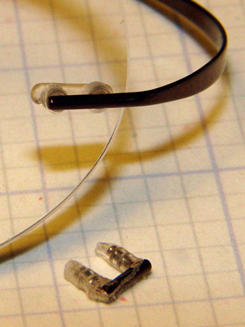 Silhouette frame - broken temple part