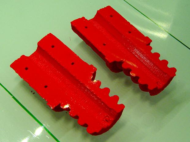Broom Handle Screw - horizontal - as-printed bottom