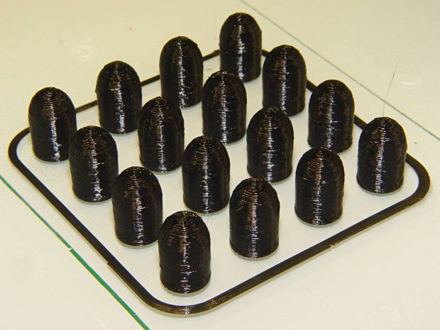 Dummy 9 mm Luger bullets - on platform
