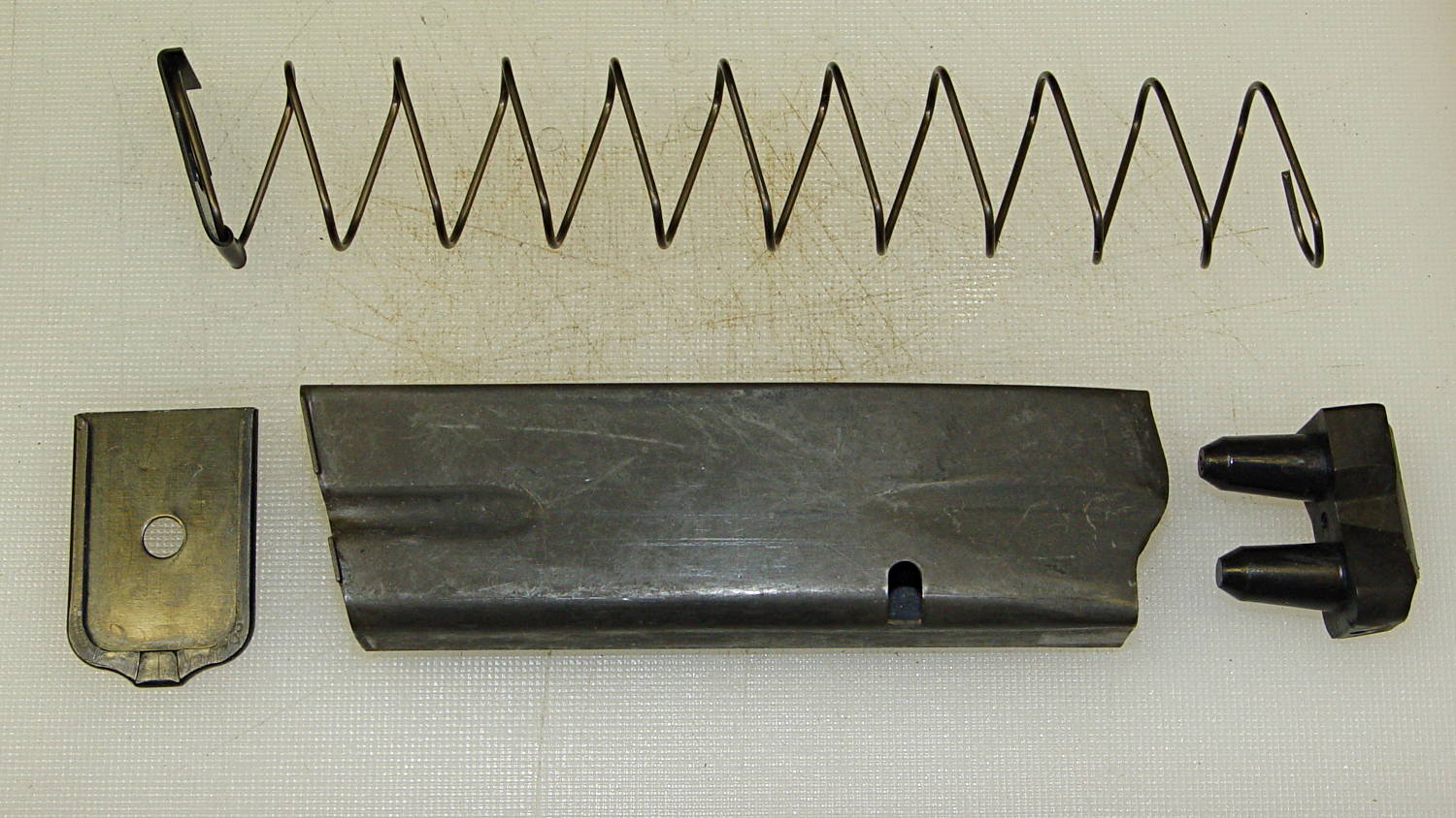 Browning Hi-Power magazine - components