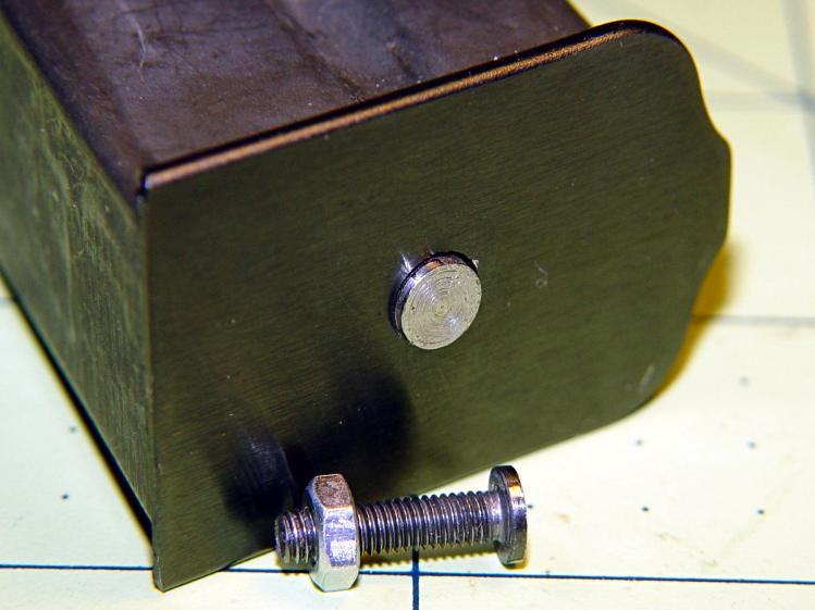 BHP floor plate screw - disk head