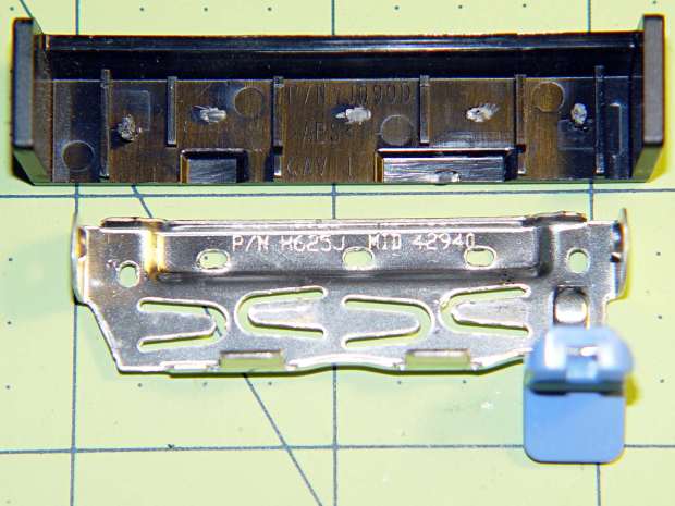 Optiplex 980 PCI Clamp Cover - disassembled