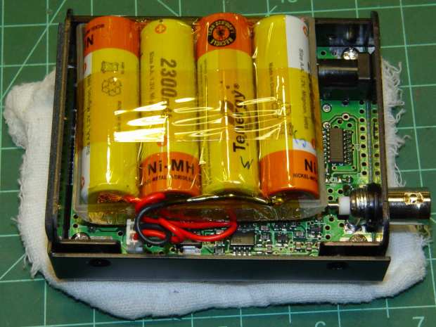 FC1002 Frequency Counter - battery pack