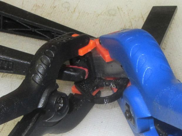 LED holder clamping
