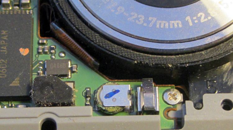 Casio EX-Z850 backup battery - corrosion