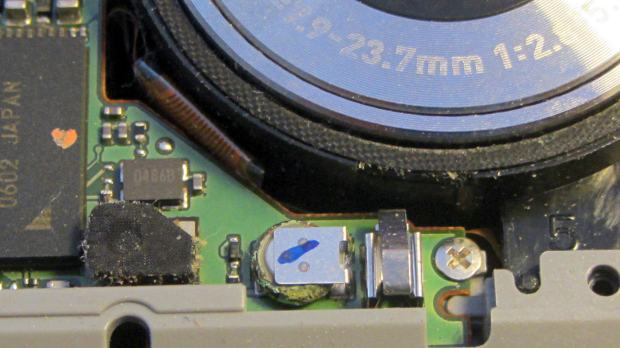 Casio EX-Z850 backup battery - corrosion